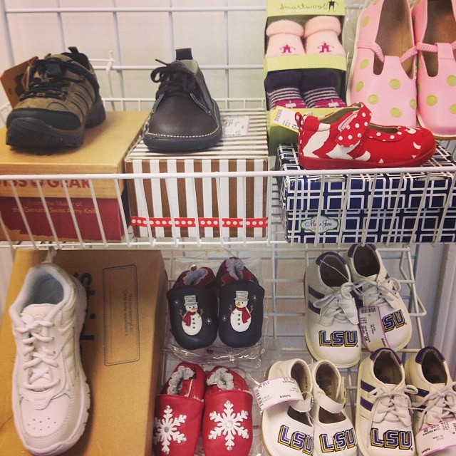 Small Business Saturday Sale! 25% off Storewide!
#batonrouge #smallbusinesssaturday #lsu #childrensshoes