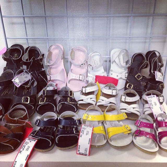 We LOVE Sun San Saltwater Sandals!#sunsan#saltwatersandals#kidssandals#batonrougeboutique #batonrouge #batonrougeresale #sellkidsstuff #cashforclothes #sellbabystuff