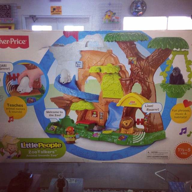 Brand new Little People Animal Sounds Zoo, retails for $90, our price is only $39.99! Shop REfinery Kids & Save!!#refinerykids #littlepeople#fisherprice #225 #batonrouge